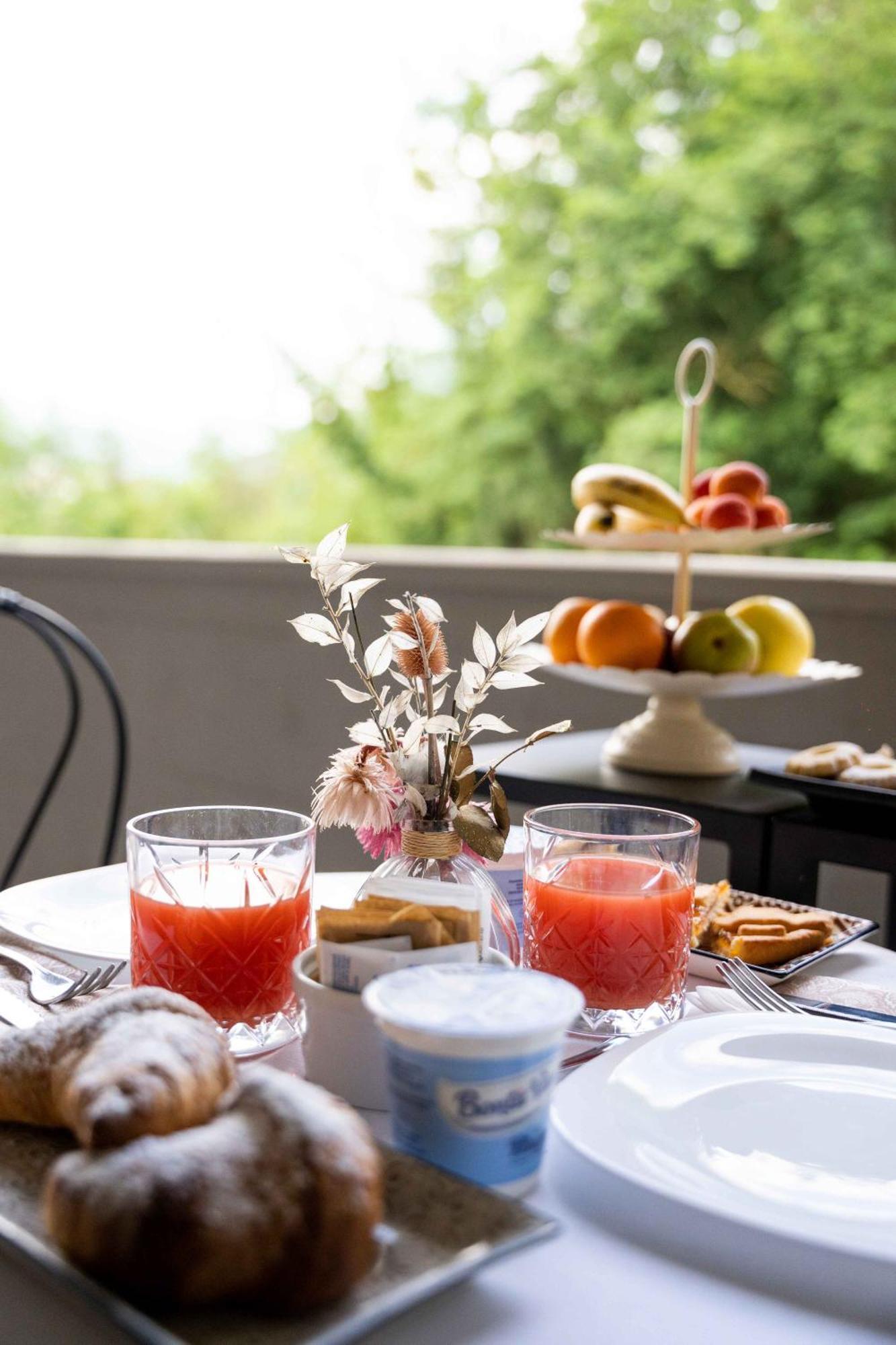Ecohotel Ristorante Milano Borgo a Mozzano Exterior foto